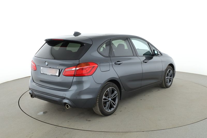 BMW 2er 220i Active Tourer Sport Line — zdjęcie 6