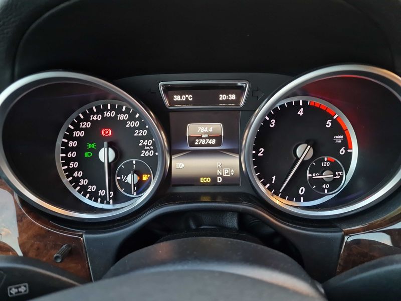 Mercedes-Benz GLS-Klasse GLS 350 4Matic AMG Line — zdjęcie 12