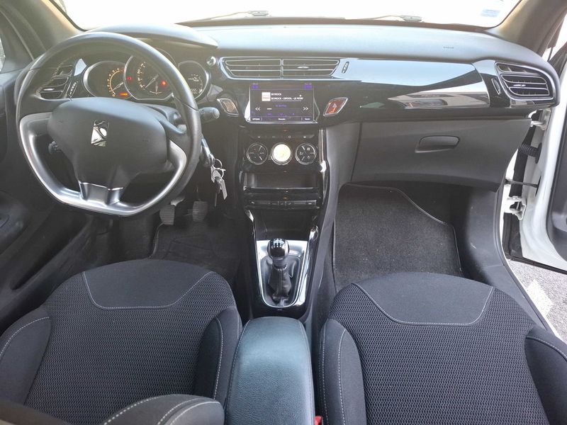 Citroen DS3 1.2 PureTech SoChic — zdjęcie 11