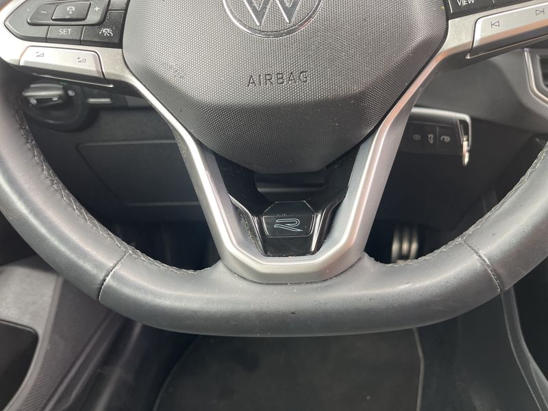 Volkswagen T-Cross 1.5 TSI ACT R-Line — zdjęcie 22