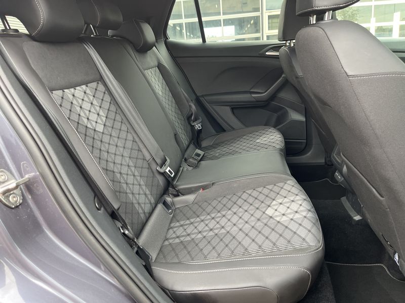 Volkswagen T-Cross 1.5 TSI ACT R-Line — zdjęcie 14