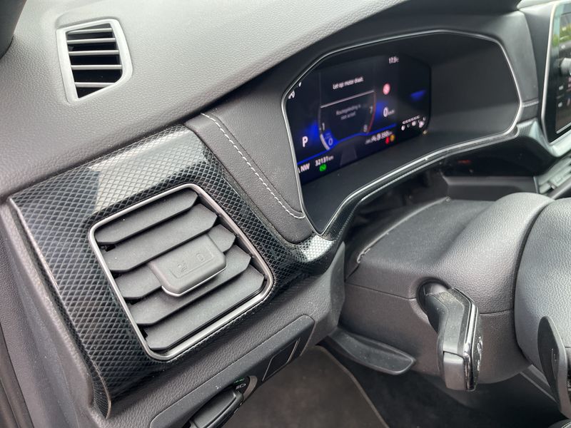 Volkswagen T-Cross 1.5 TSI ACT R-Line — zdjęcie 25