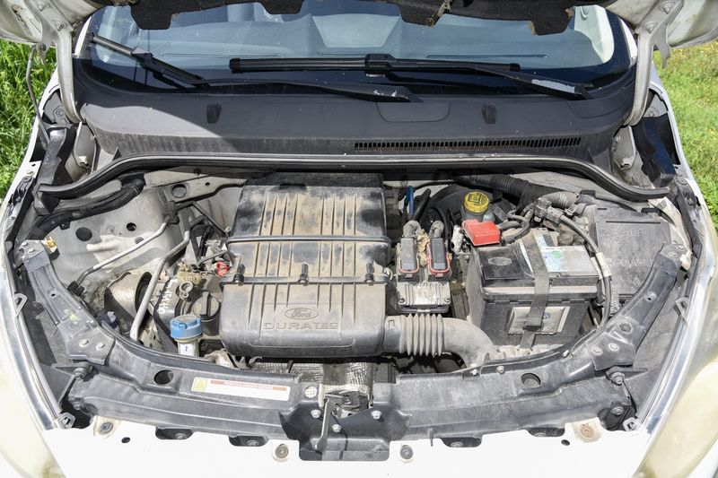 Ford Ka 1.2 Plus — zdjęcie 8