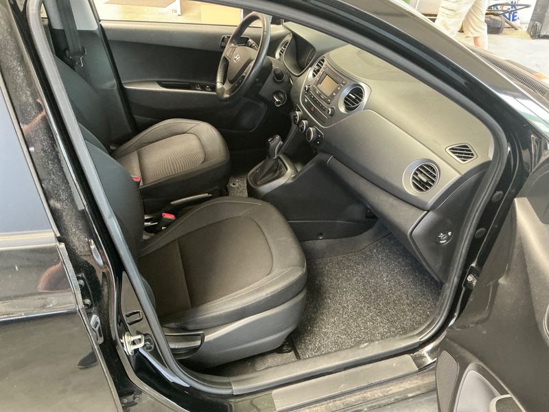 Hyundai i10 1.2 YES! — zdjęcie 3