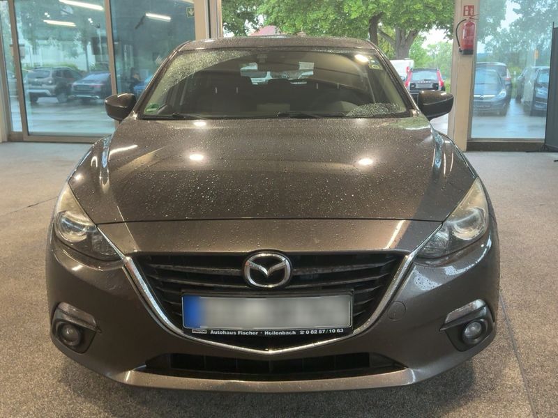 Mazda 3 2.0 Center-Line — zdjęcie 9