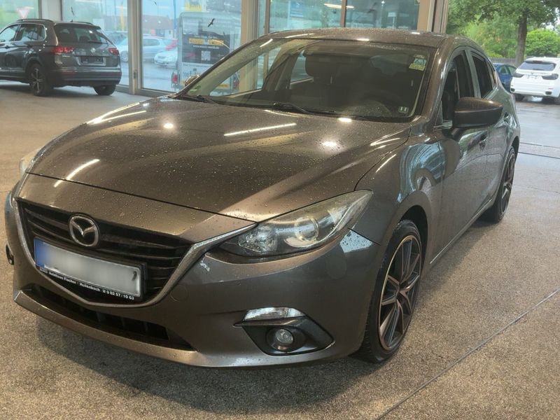 Mazda 3 2.0 Center-Line — zdjęcie 1