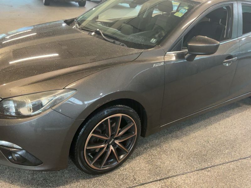 Mazda 3 2.0 Center-Line — zdjęcie 2