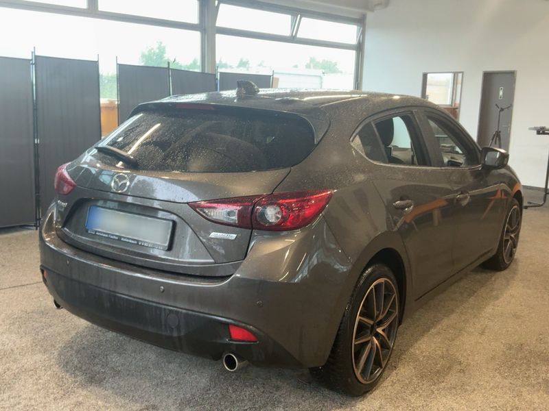 Mazda 3 2.0 Center-Line — zdjęcie 6