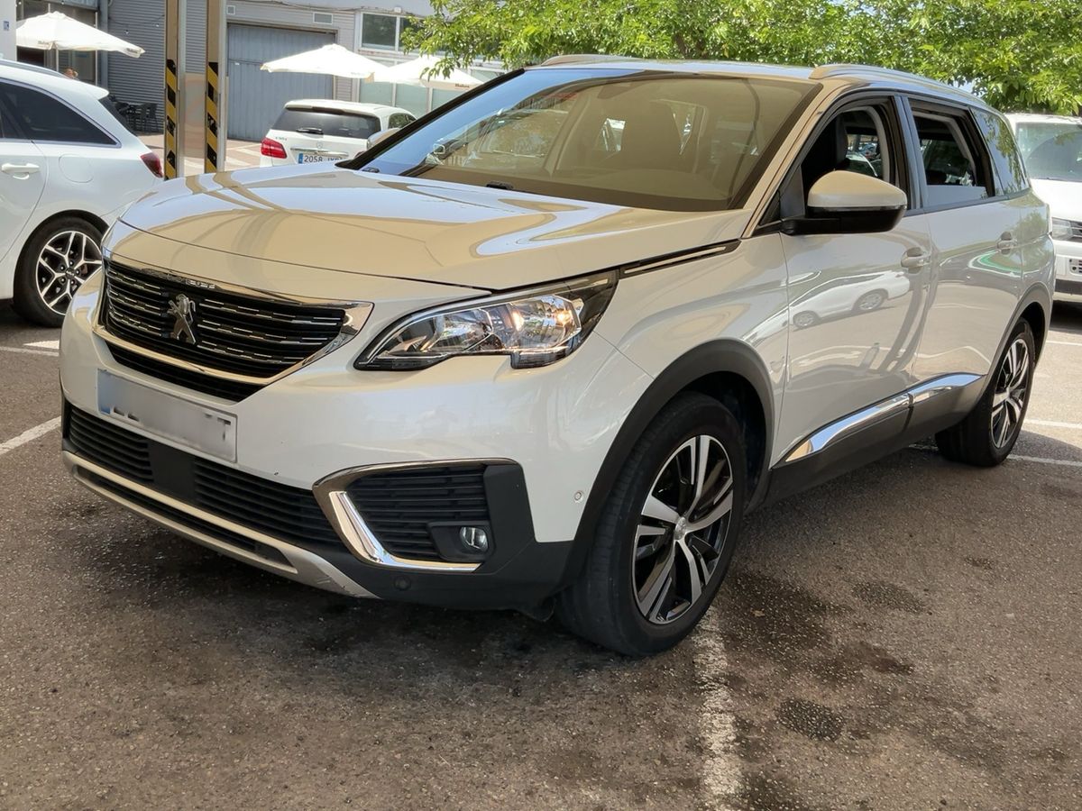 Peugeot 5008 2020