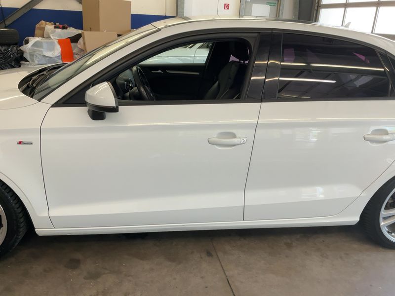Audi A3 Limousine 1.4 TFSI S line Sportpaket — zdjęcie 4
