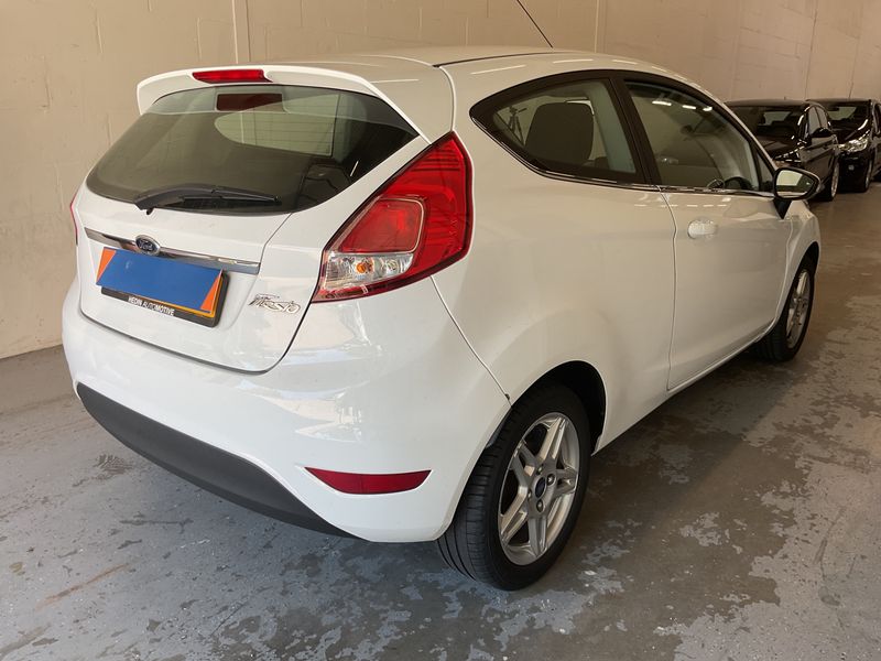 Ford Fiesta 1.0 Titanium — zdjęcie 2