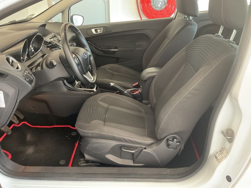 Ford Fiesta 1.0 Titanium — zdjęcie 3
