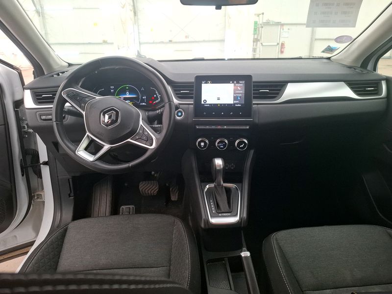 Renault Captur 1.6 Hybrid E-Tech Business Edition 2022 – снимка 11