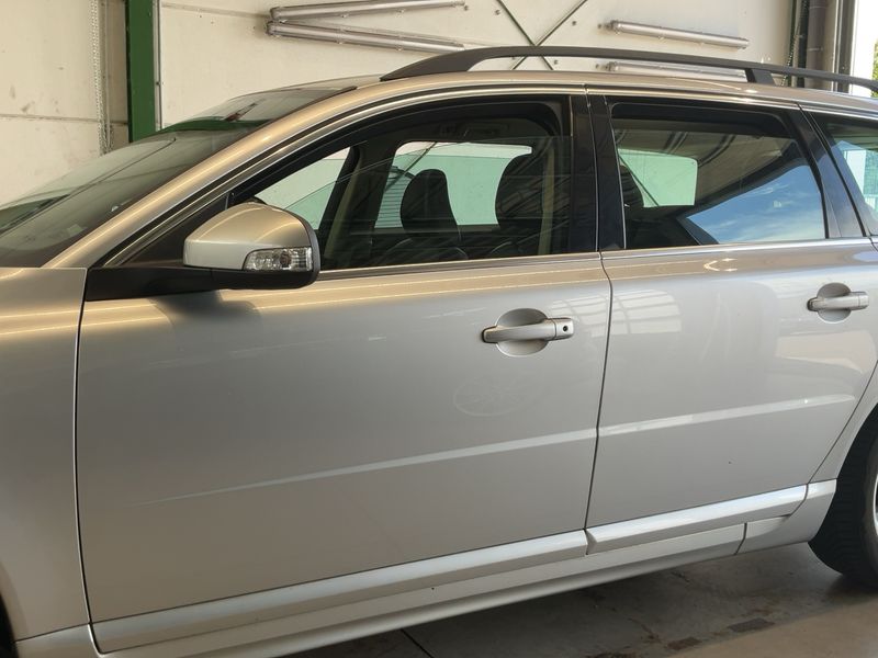 Volvo V70 3.2 Summum — zdjęcie 4