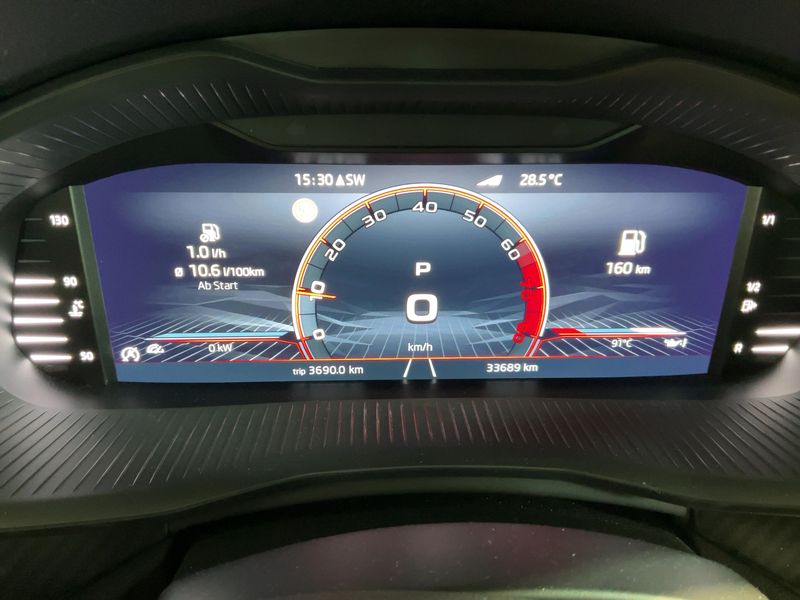 Skoda Kamiq 1.5 TSI ACT Monte Carlo — zdjęcie 13