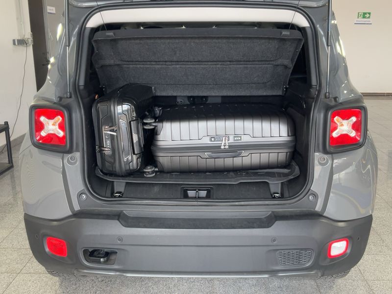 Jeep Renegade 1.3 T4 4xe Plug-in Hybrid Trailhawk — zdjęcie 10