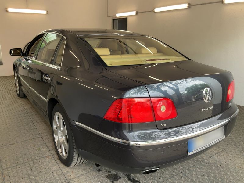 Volkswagen Phaeton 4.2 V8 4Motion — zdjęcie 3