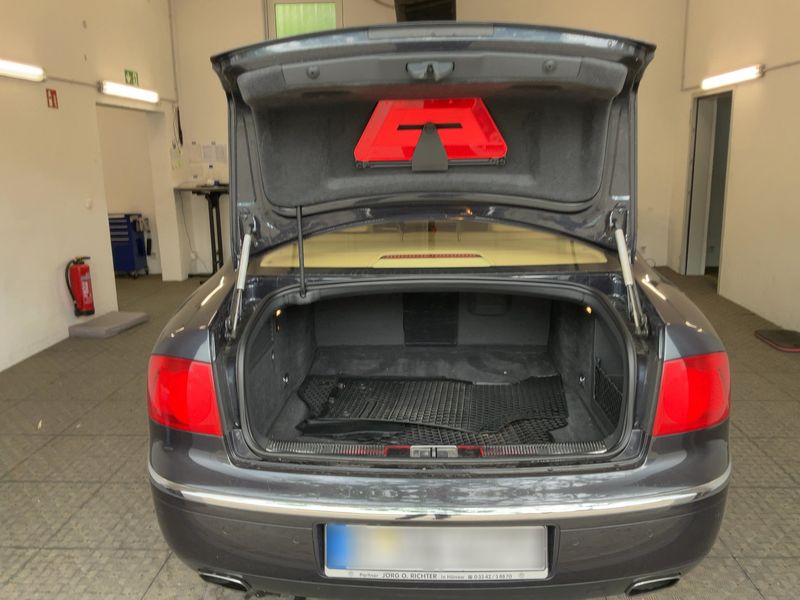 Volkswagen Phaeton 4.2 V8 4Motion — zdjęcie 10
