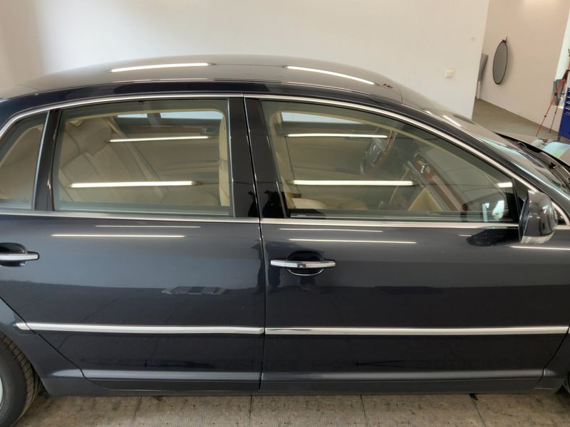 Volkswagen Phaeton 4.2 V8 4Motion — zdjęcie 7