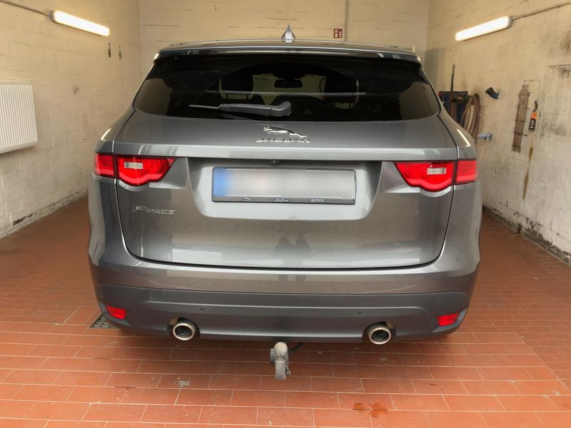 Jaguar F-Pace 30d R-Sport AWD — zdjęcie 5