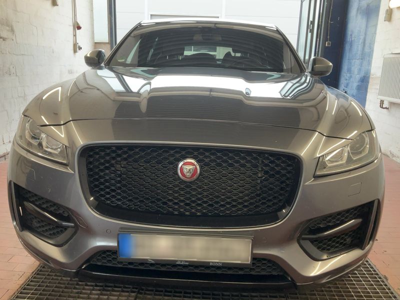 Jaguar F-Pace 30d R-Sport AWD — zdjęcie 9