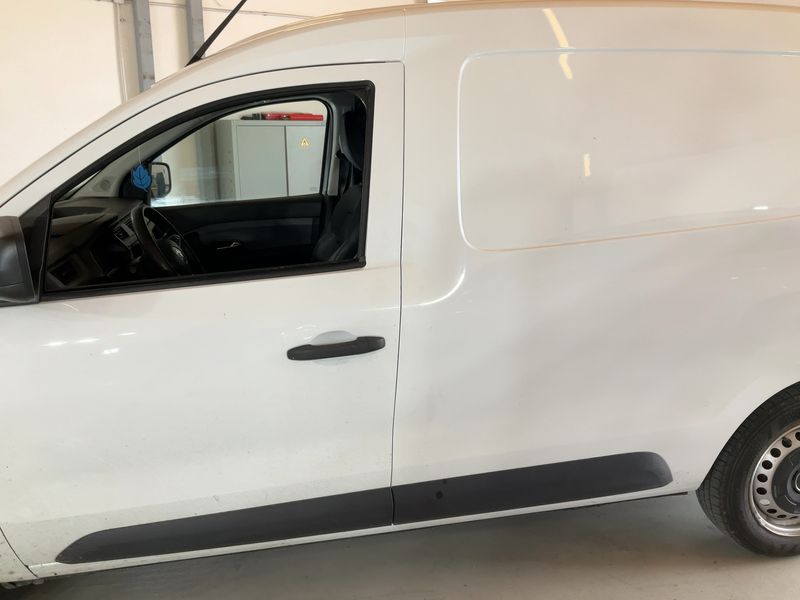 Renault Express 1.5 BLUE dCi Basis — zdjęcie 4