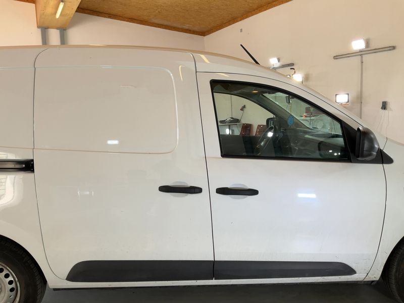 Renault Express 1.5 BLUE dCi Basis — zdjęcie 7