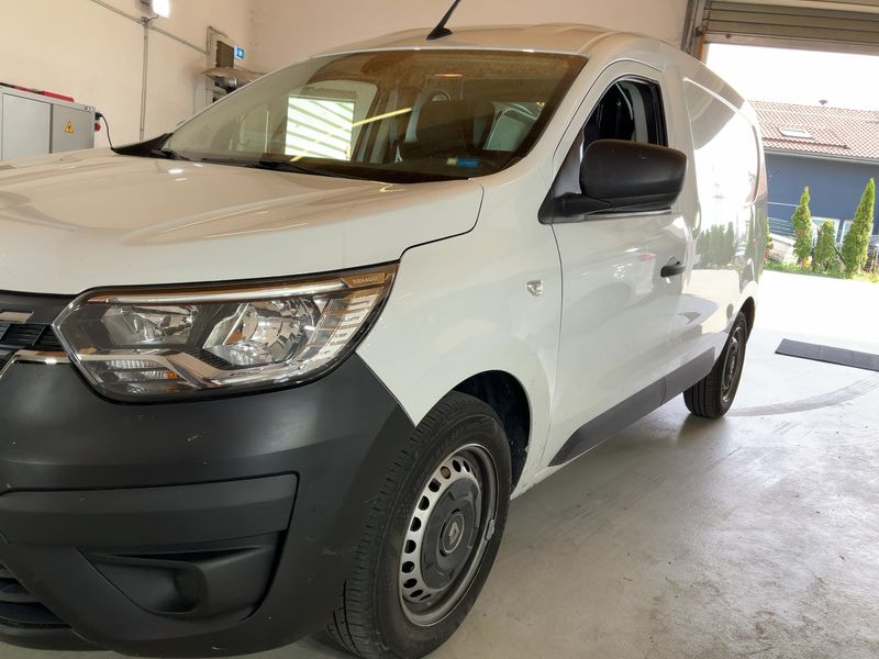 Renault Express 1.5 BLUE dCi Basis — zdjęcie 2