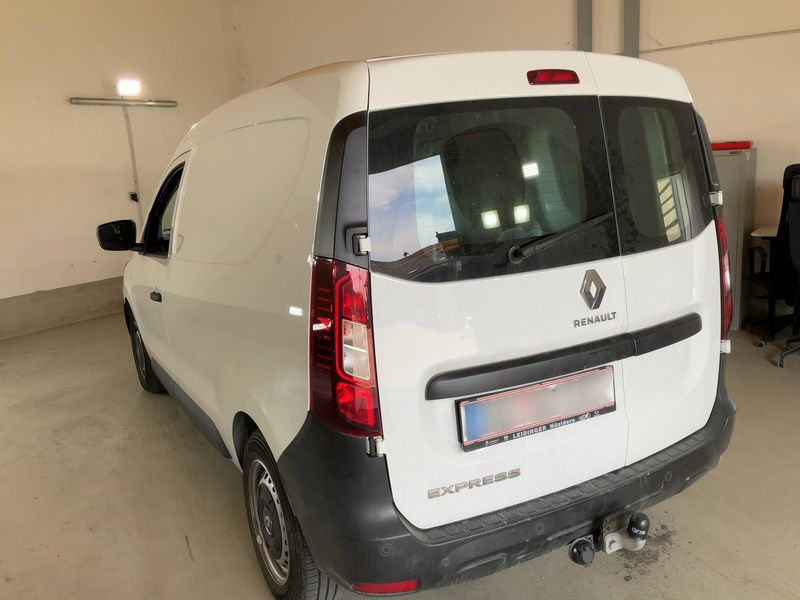Renault Express 1.5 BLUE dCi Basis — zdjęcie 3