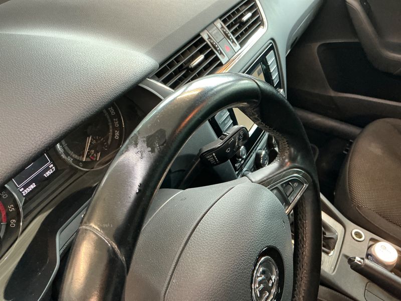 Skoda Octavia 2.0 TDI Scout 4x4 2016 – снимка 29