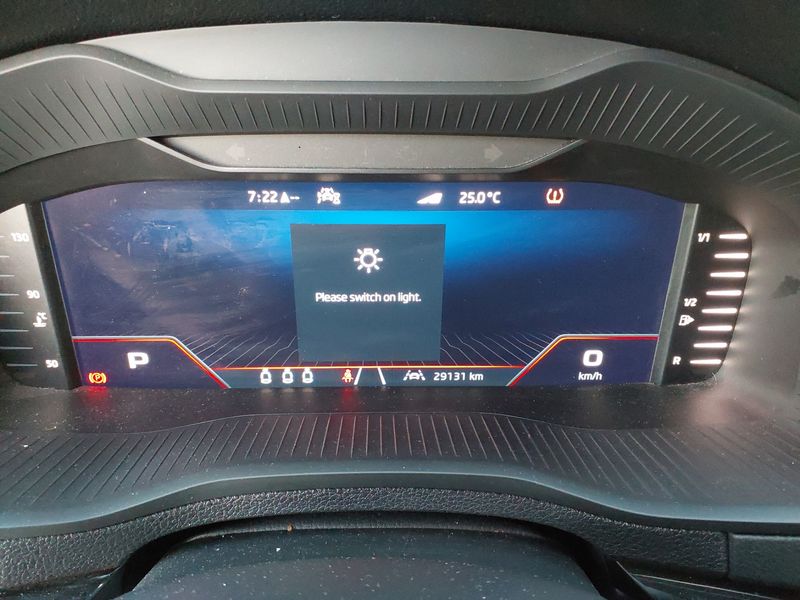 Skoda Karoq 1.5 TSI ACT SportLine — zdjęcie 12