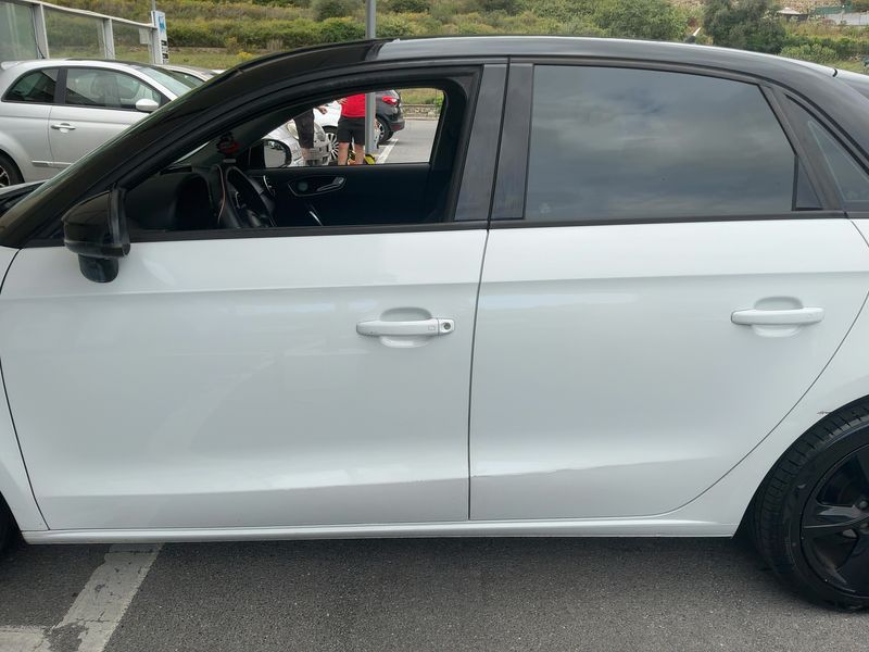 Audi A1 Sportback 1.4 TDI Metal — zdjęcie 4