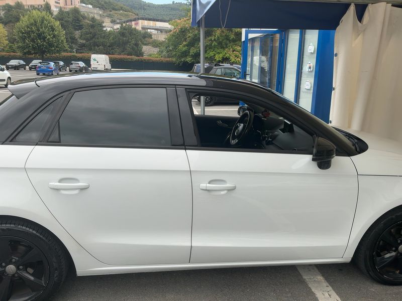 Audi A1 Sportback 1.4 TDI Metal — zdjęcie 7
