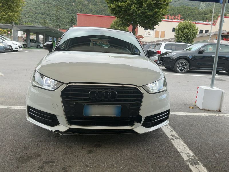 Audi A1 Sportback 1.4 TDI Metal — zdjęcie 9