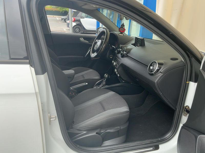 Audi A1 Sportback 1.4 TDI Metal — zdjęcie 11