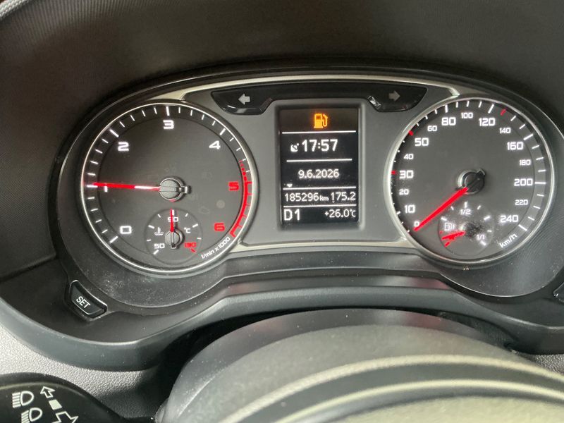 Audi A1 Sportback 1.4 TDI Metal — zdjęcie 13