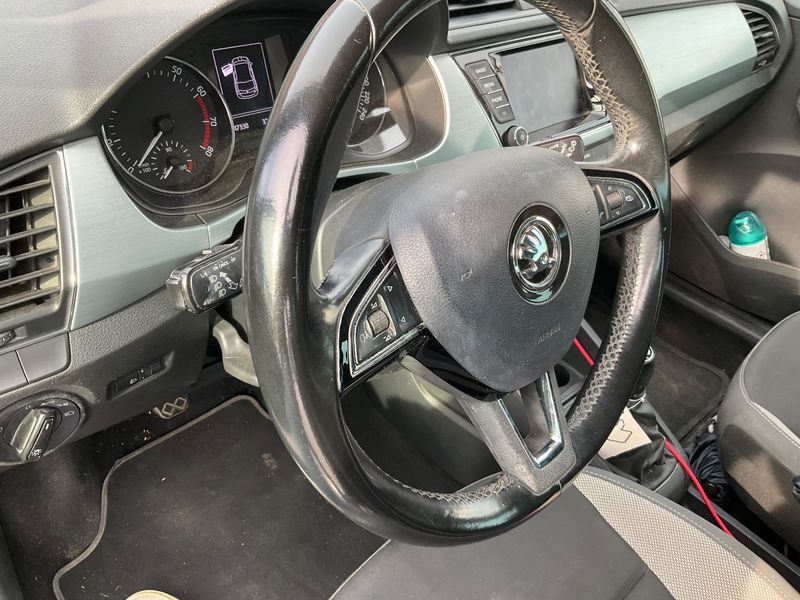 Skoda Fabia 1.0 MPI Ambition 2018 – снимка 34