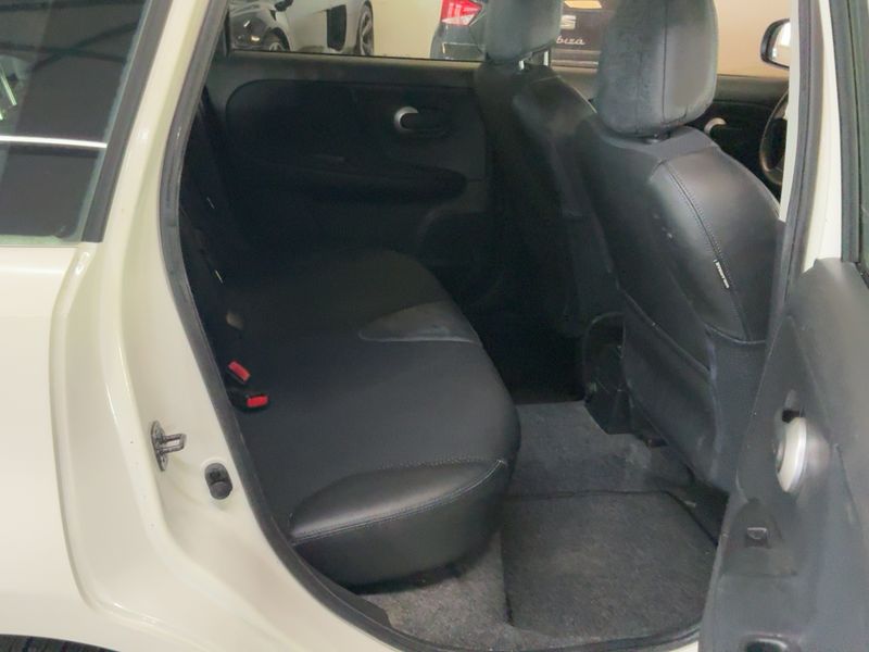 Nissan Note 1.4 I-Way — zdjęcie 14