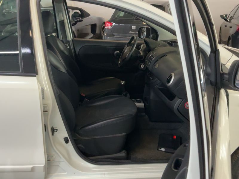 Nissan Note 1.4 I-Way — zdjęcie 11