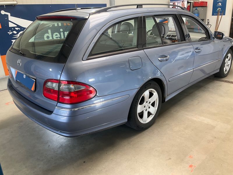 Mercedes-Benz E-Klasse E 280 T Elegance 2006 – снимка 2