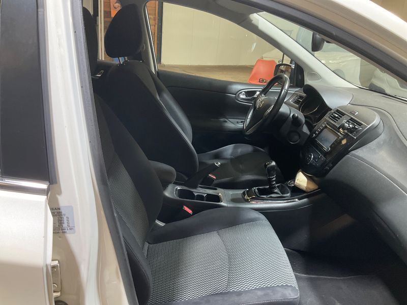 Nissan Pulsar 1.5 dCi Starlight Edition — zdjęcie 3
