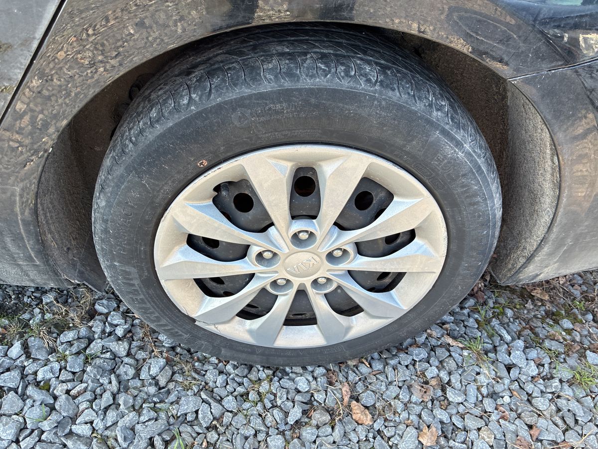 Kia cee'd 2022 — photo 23