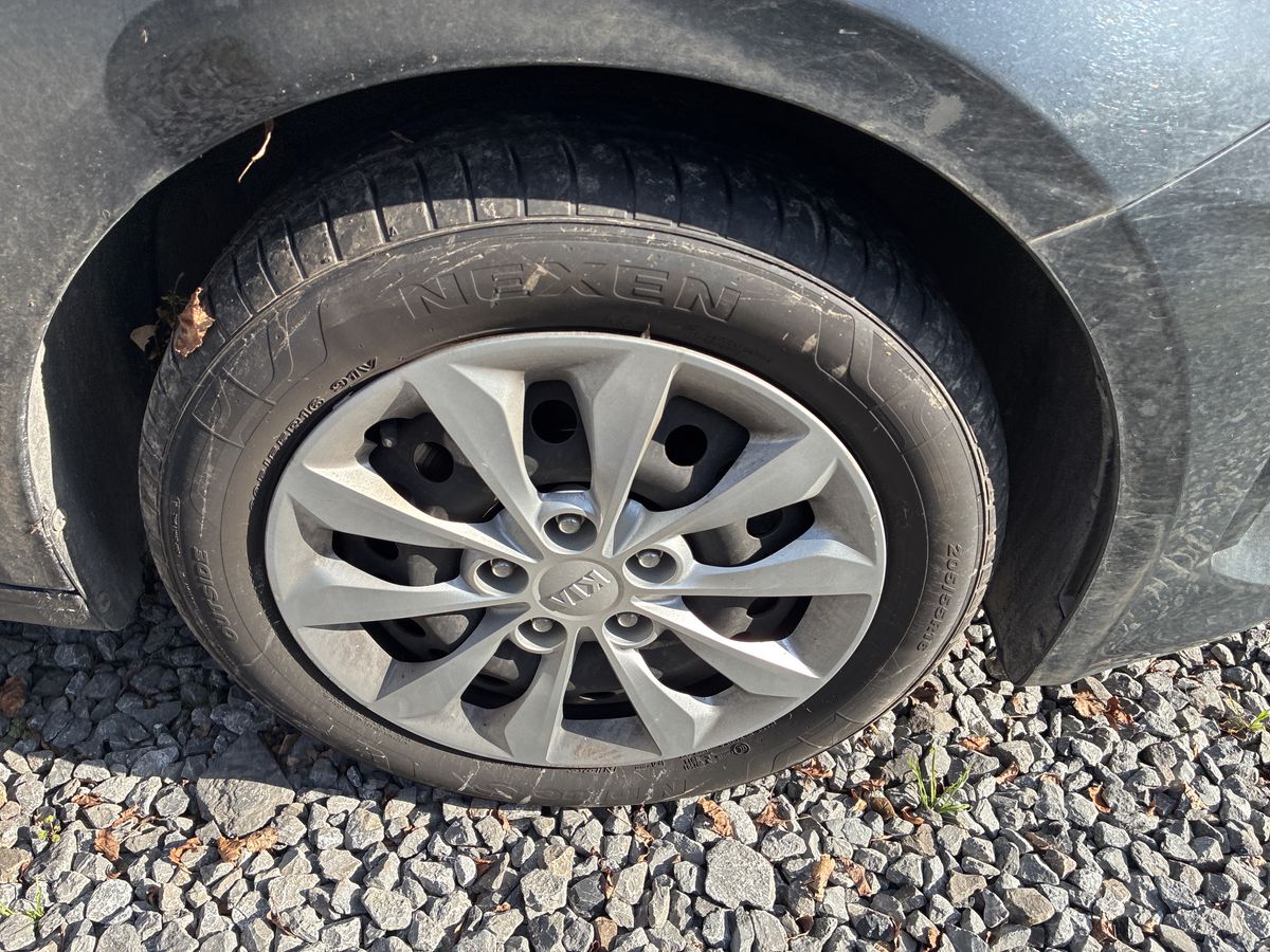 Kia cee'd 2022 — photo 20