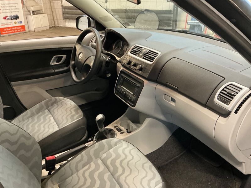 Skoda Fabia 1.4 Ambiente 2008 – снимка 3
