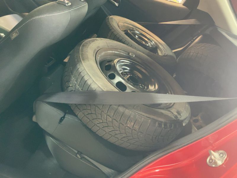 Mazda 2 1.5 Nakama — zdjęcie 14