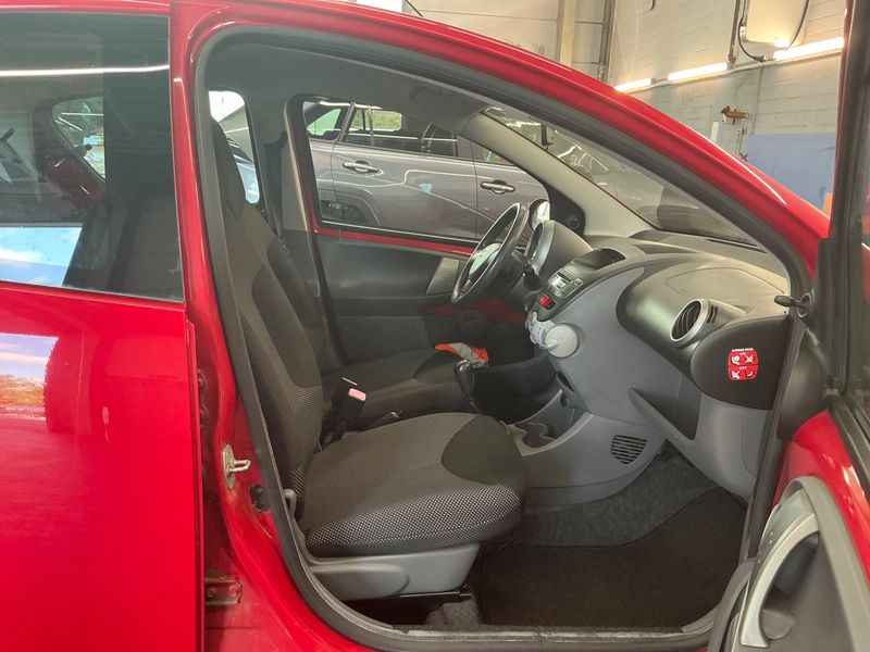 Toyota Aygo 1.0 Cool — zdjęcie 3