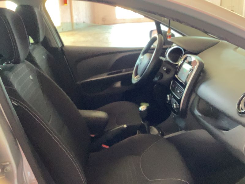 Renault Clio 1.5 dCi Energy Limited — zdjęcie 11