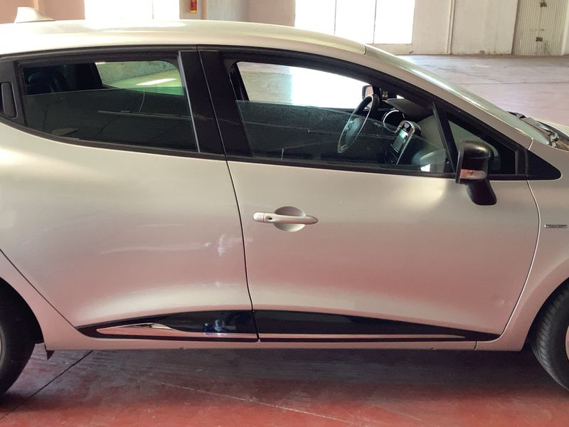 Renault Clio 1.5 dCi Energy Limited — zdjęcie 7