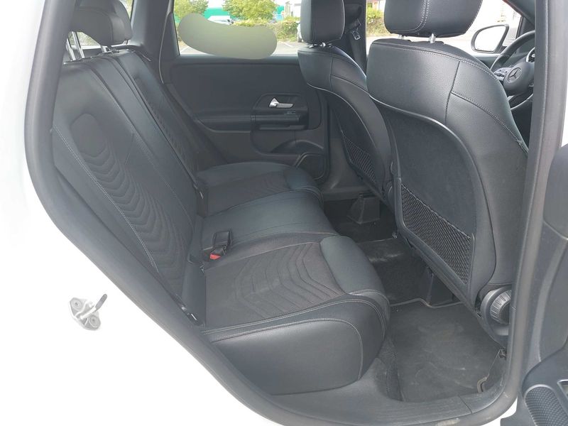 Mercedes-Benz B-Klasse B 180 d Edition Style — zdjęcie 14