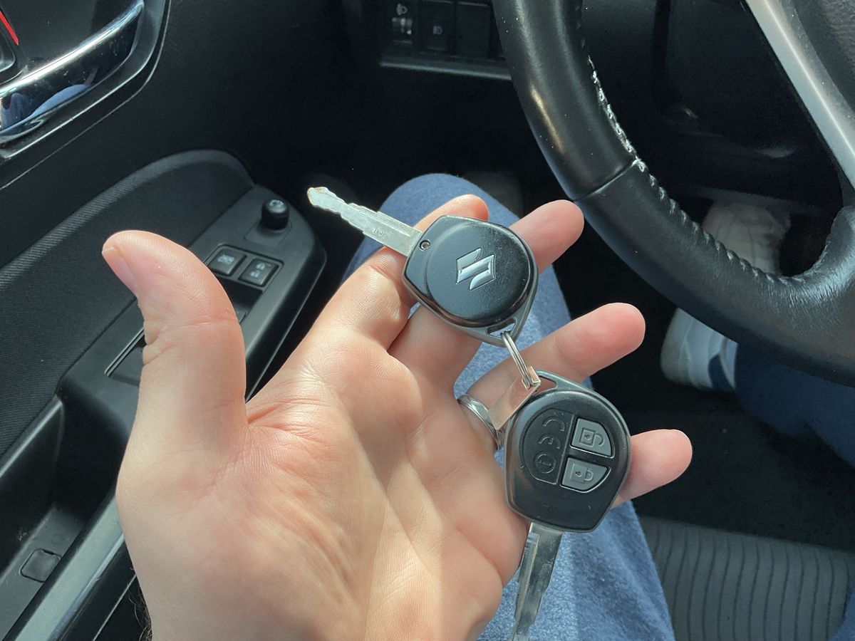 Suzuki Swift 2012 — photo 25